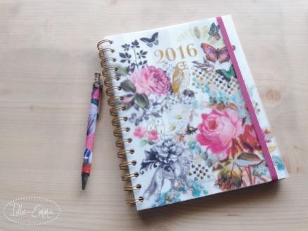 Photo - New (temporary) 2016 Paperchase Planner, a5 size (1)